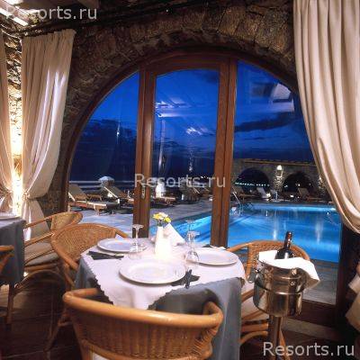 Kouros Hotel & Suites 20